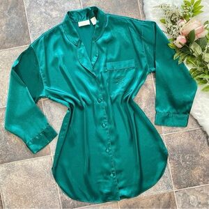 Vintage Victoria’s Secret Gold Label emerald green long sleeve satin sleep shirt
